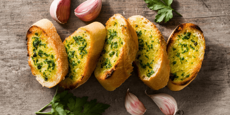 Selbstgemachtes Knoblauchbrot