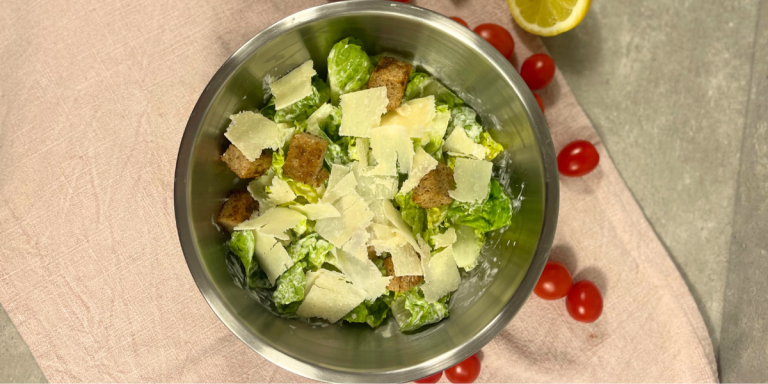 Leckerer Caesar Salad ohne Schnickschnack