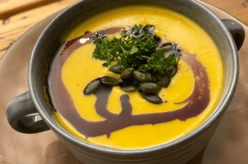 Einzigartiges Rezept für Cremige Kürbissuppe
