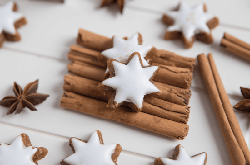 Zimtsterne backen: Ein Klassiker zur Weihnachtszeit