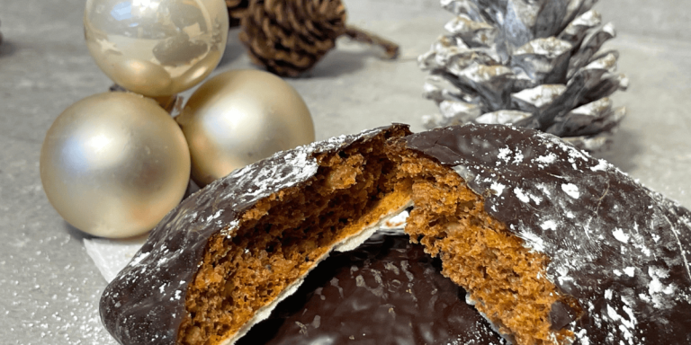 Omas weiche Lebkuchen selber machen – Schnelles Rezept für die Weihnachtszeit