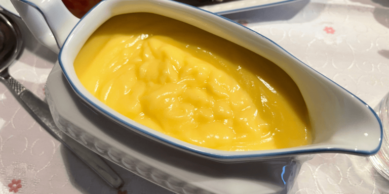 Perfekte Sauce Hollandaise: So einfach gelingt sie!