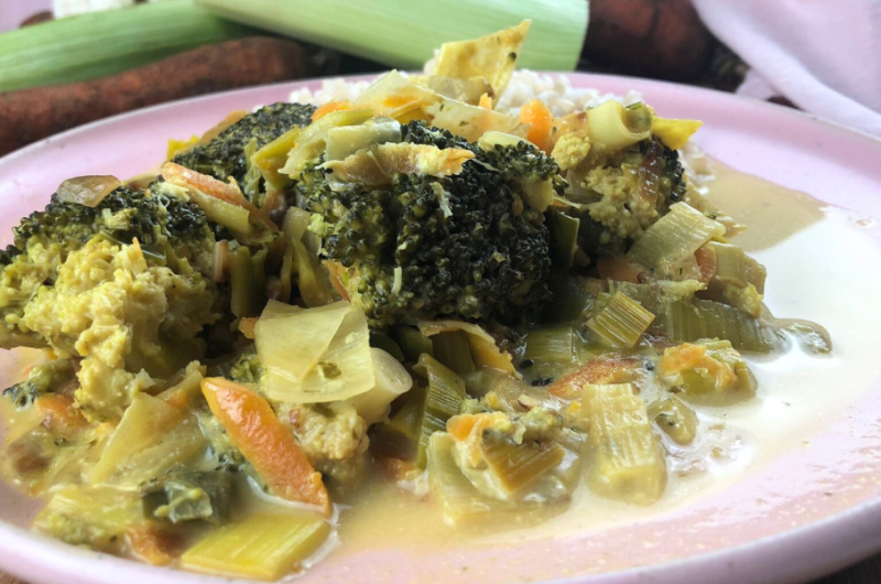 Fruchtiges Curry-Gemüse: schnell, gesund und lecker.