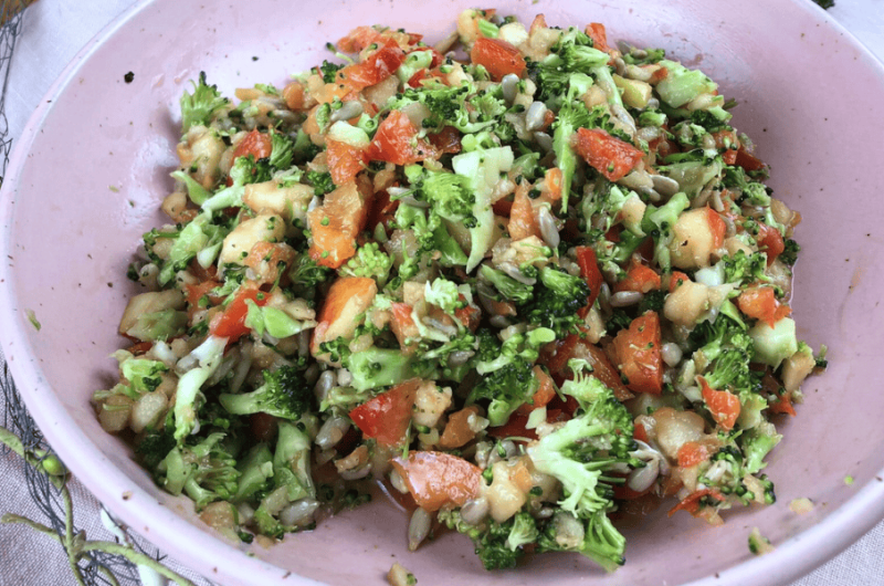 Super schneller Brokkolisalat – Frisch und lecker in Minuten!